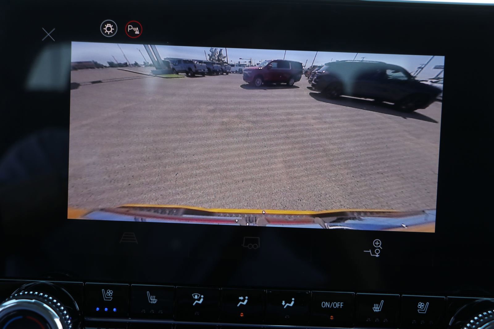 New 2025 GMC Canyon AT4 w/ AT4 Premium Package image 23