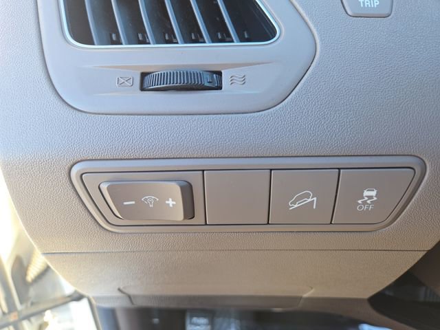 Used 2013 Hyundai Tucson Limited w/ Premium Pkg image 18