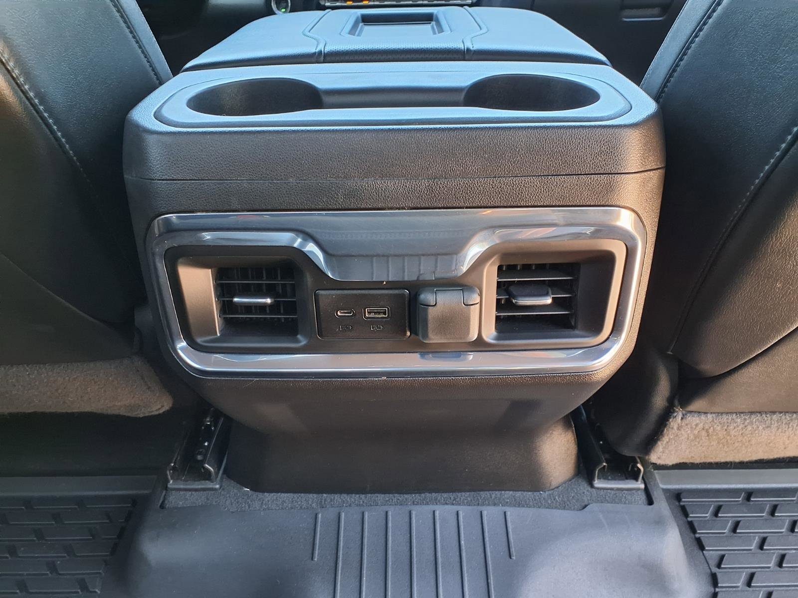 Used 2022 Chevrolet Silverado 1500 High Country AWD/4WD image 16