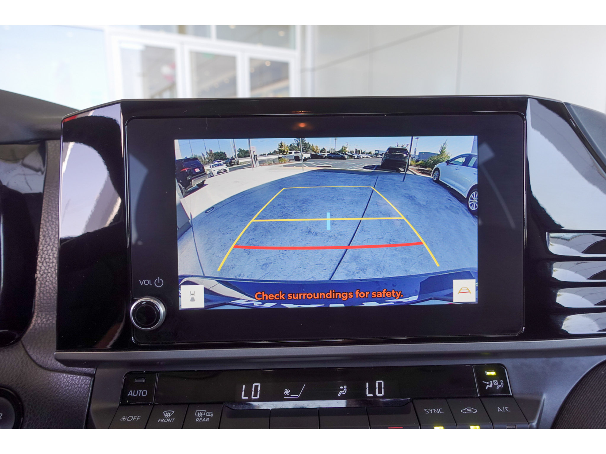 Used 2025 Toyota Camry LE FWD image 22