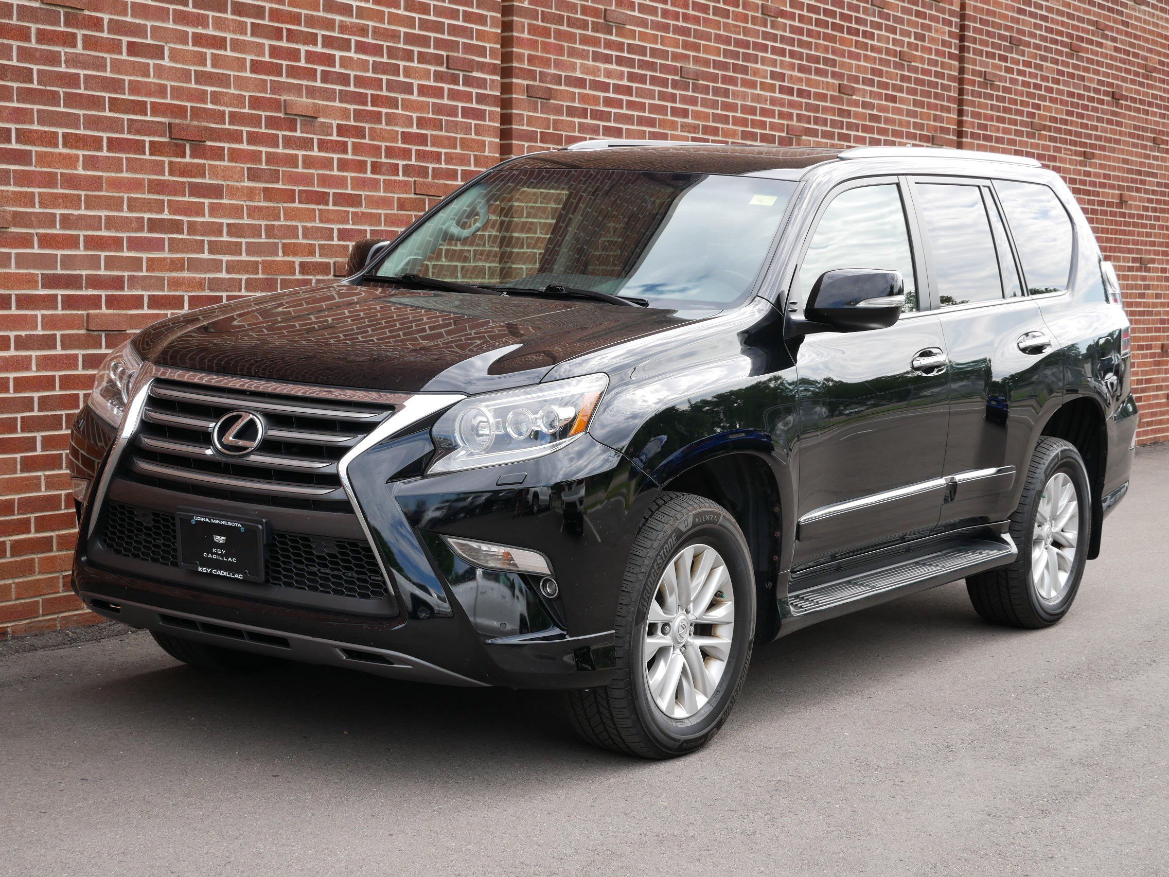 Used 2015 Lexus GX 460 w/ Premium Package AWD/4WD image 1