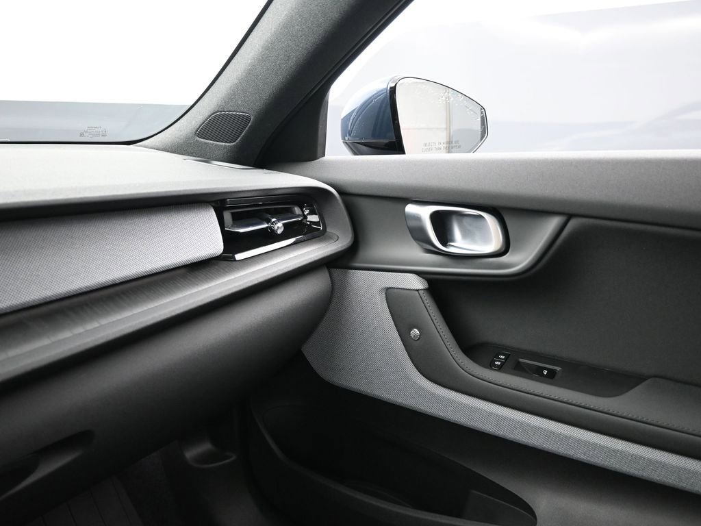 Used 2024 Polestar Polestar 2 image 15