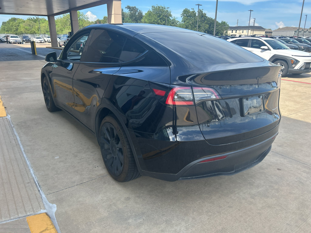Used 2021 Tesla Model Y Long Range AWD/4WD image 5