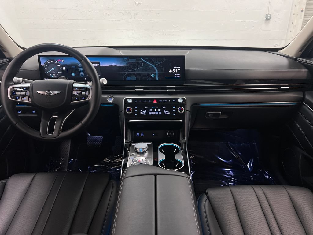 Used 2025 Genesis GV80 2.5T Standard AWD/4WD image 15