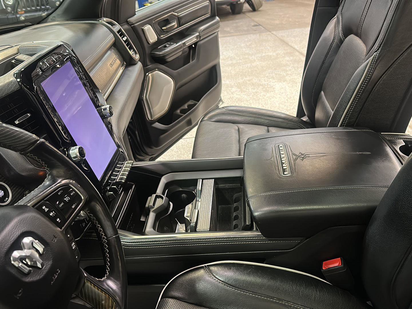 Used 2019 RAM 1500 Limited image 28