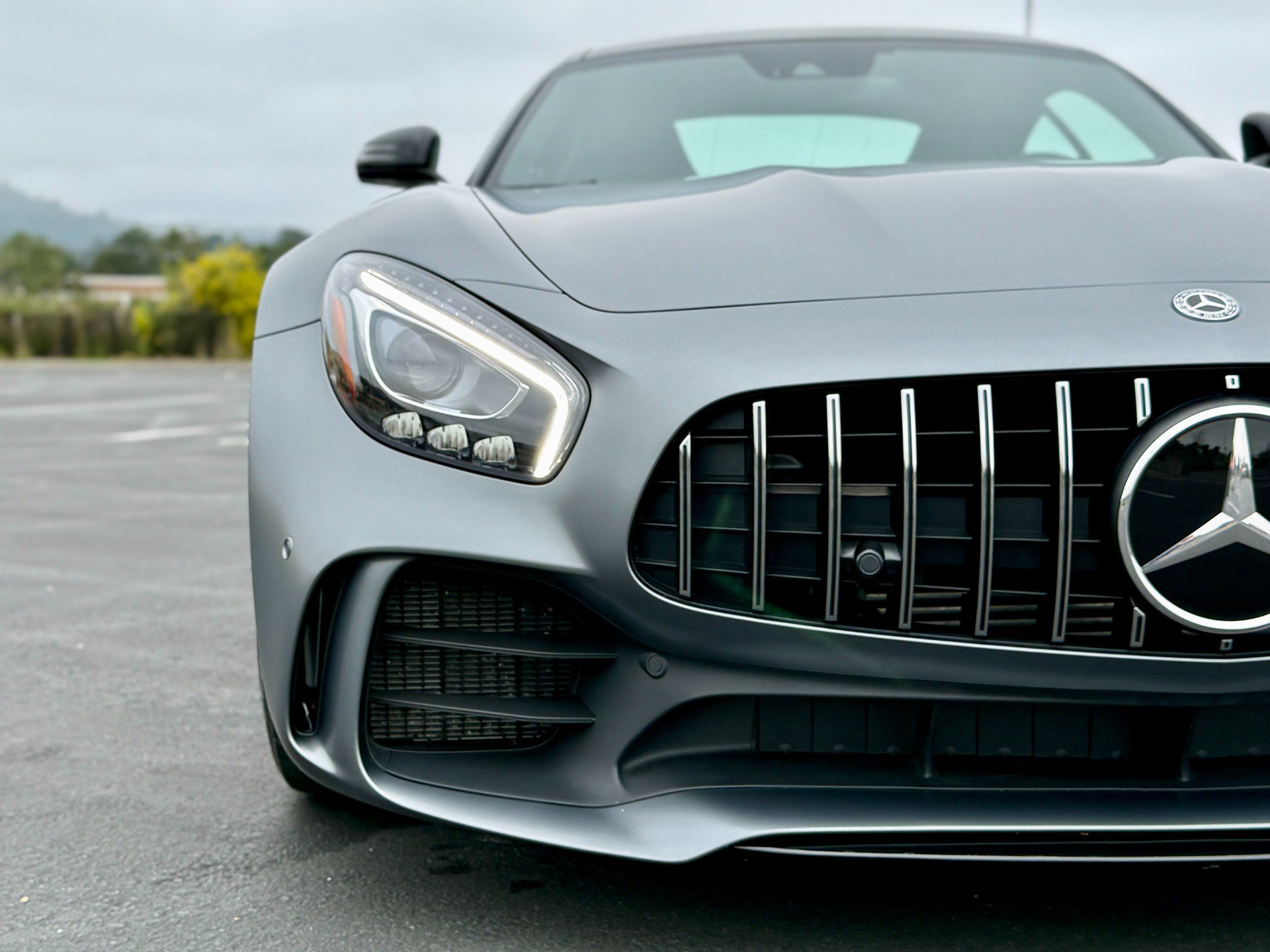 Used 2018 Mercedes-Benz AMG GT R image 25