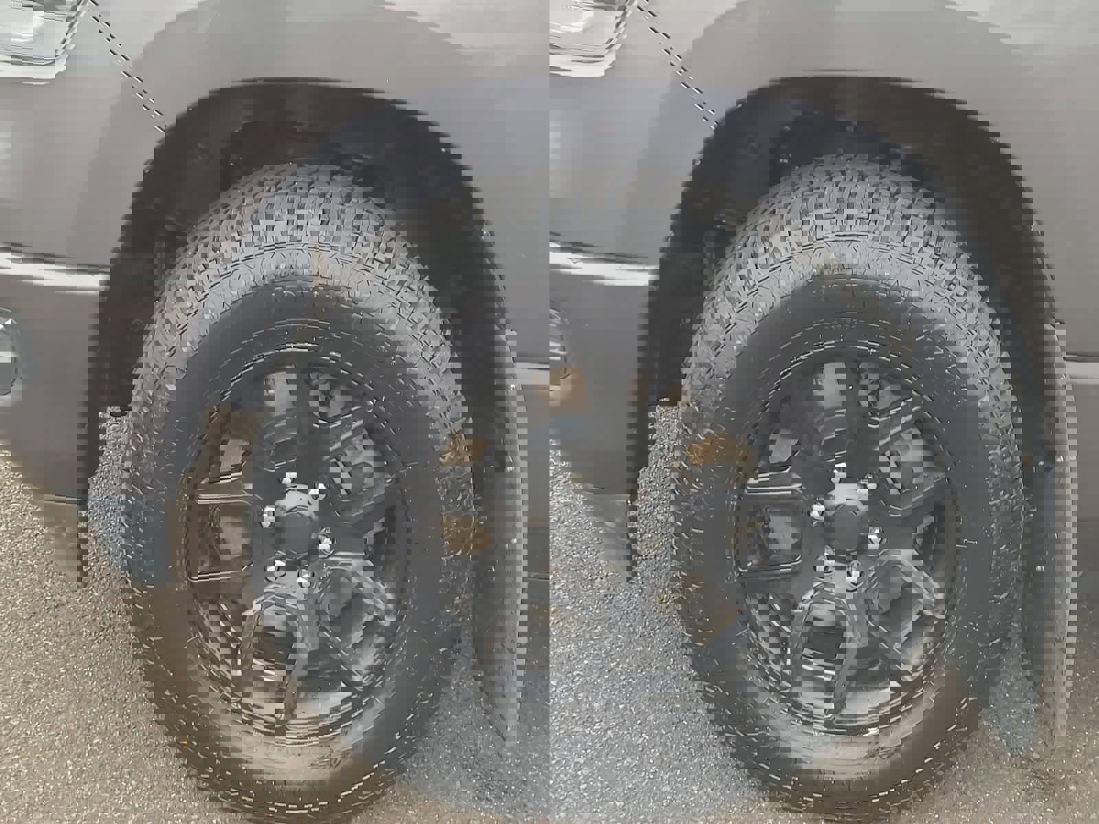 Used 2019 RAM 1500 Sport image 16