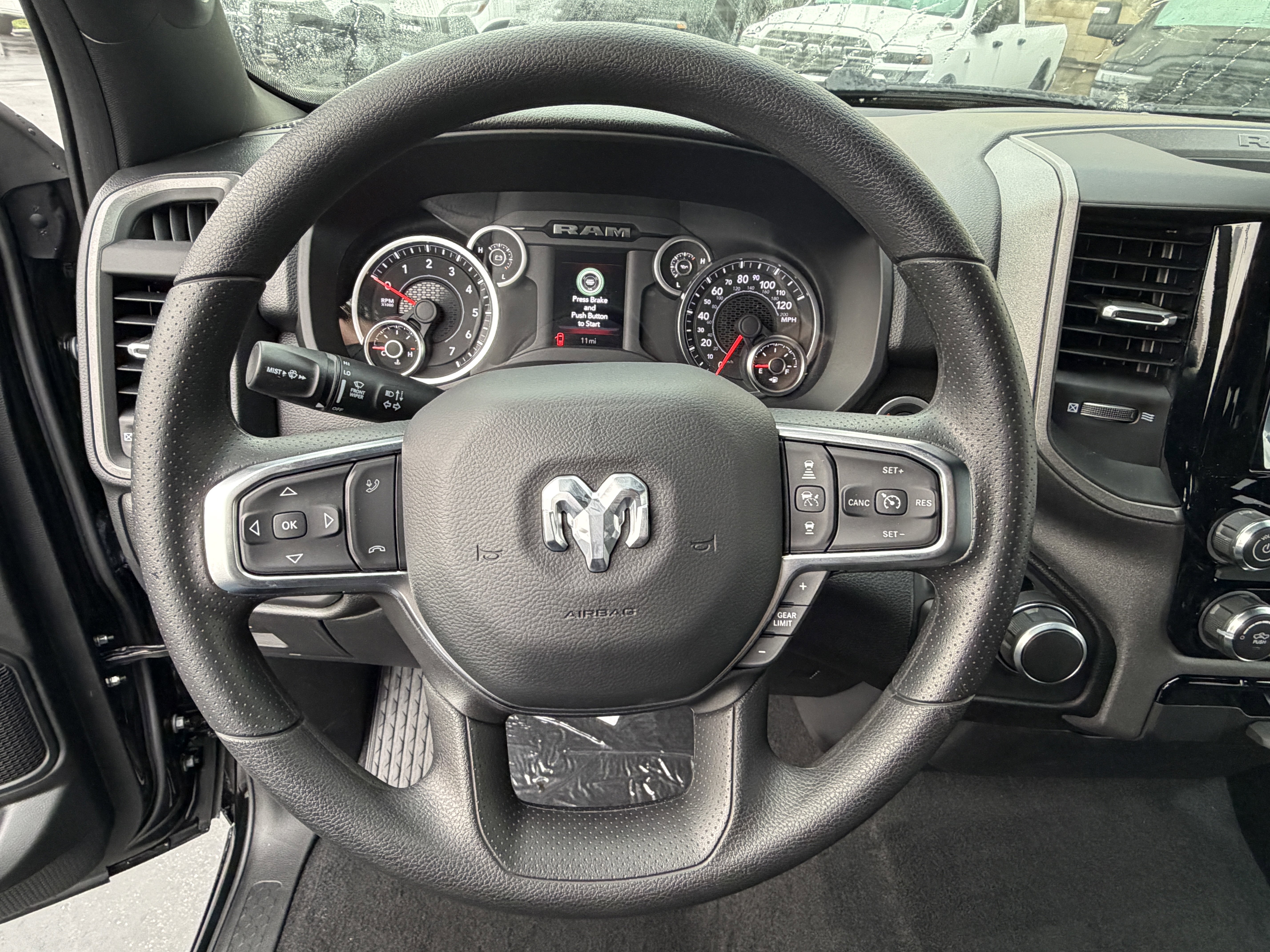 New 2026 RAM 1500 Express image 22