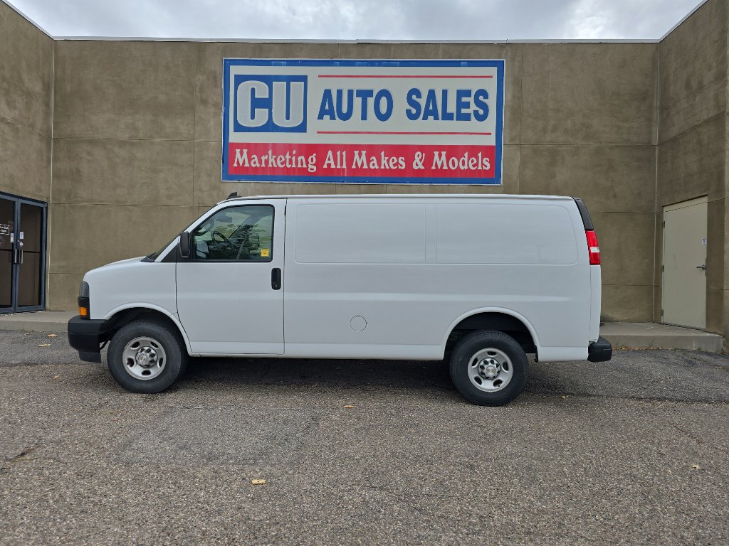 Used 2021 Chevrolet Express 2500 w/ Driver Convenience Package image 4
