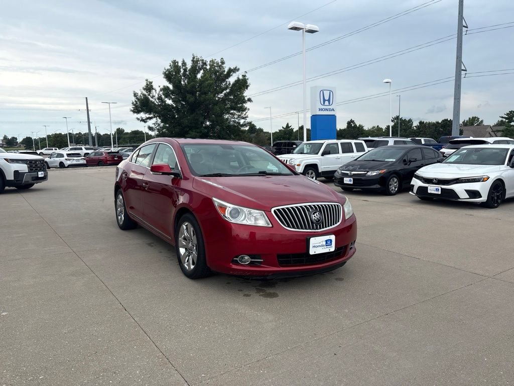 Used 2013 Buick LaCrosse Leather w/ Driver Confidence Package FWD image 3