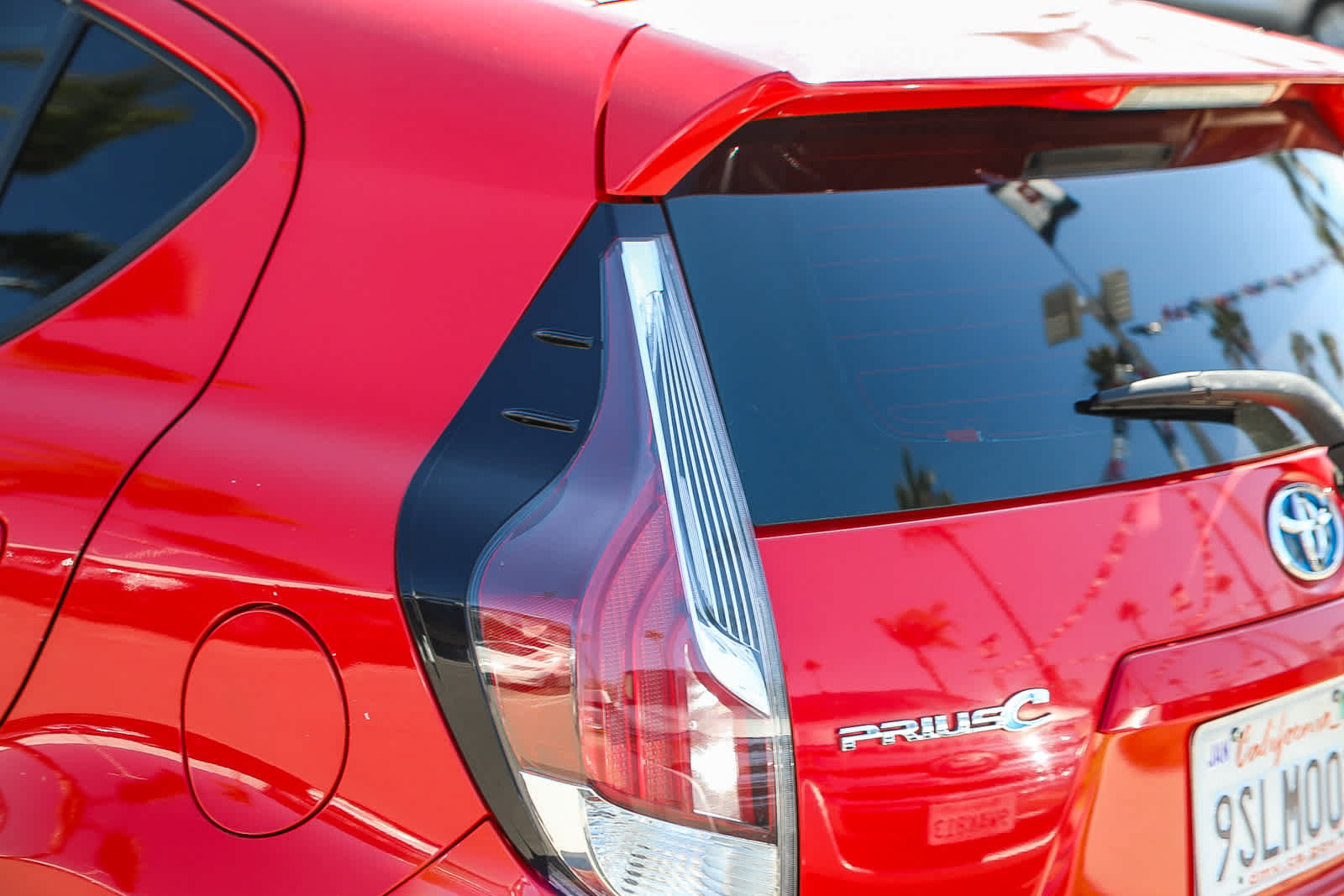 Used 2015 Toyota Prius C Three FWD image 11