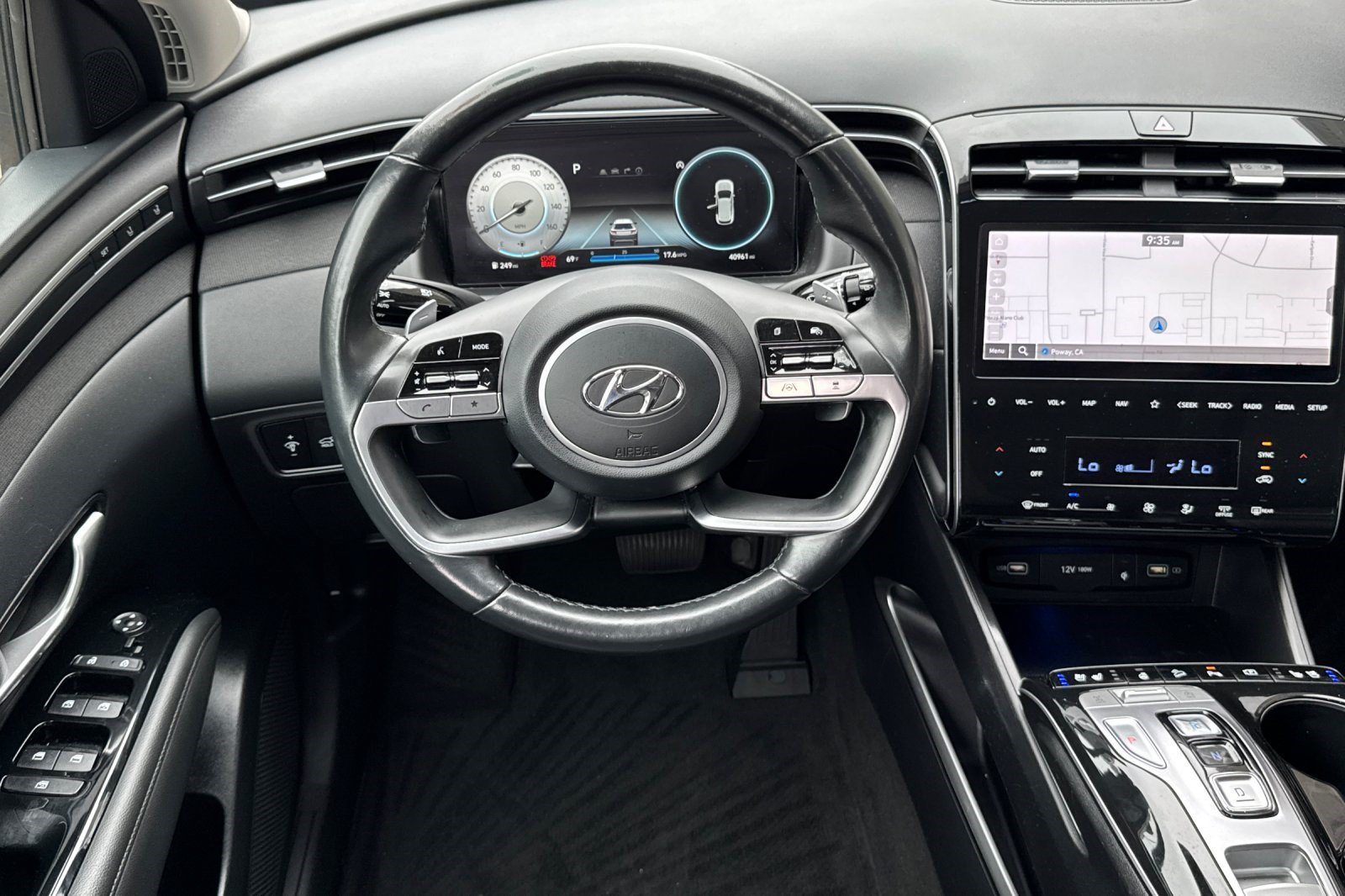 Used 2022 Hyundai Tucson Limited w/ Cargo Package AWD/4WD image 32