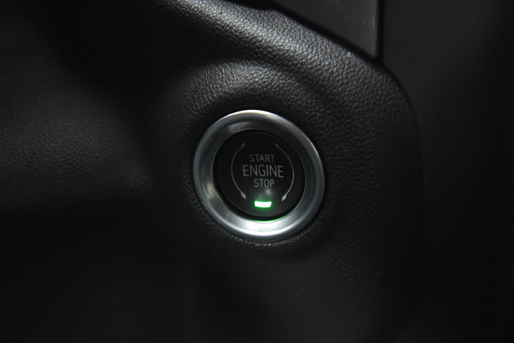 Used 2022 Chevrolet Silverado 1500 Custom w/ LPO, Dark Essentials Package AWD/4WD image 28