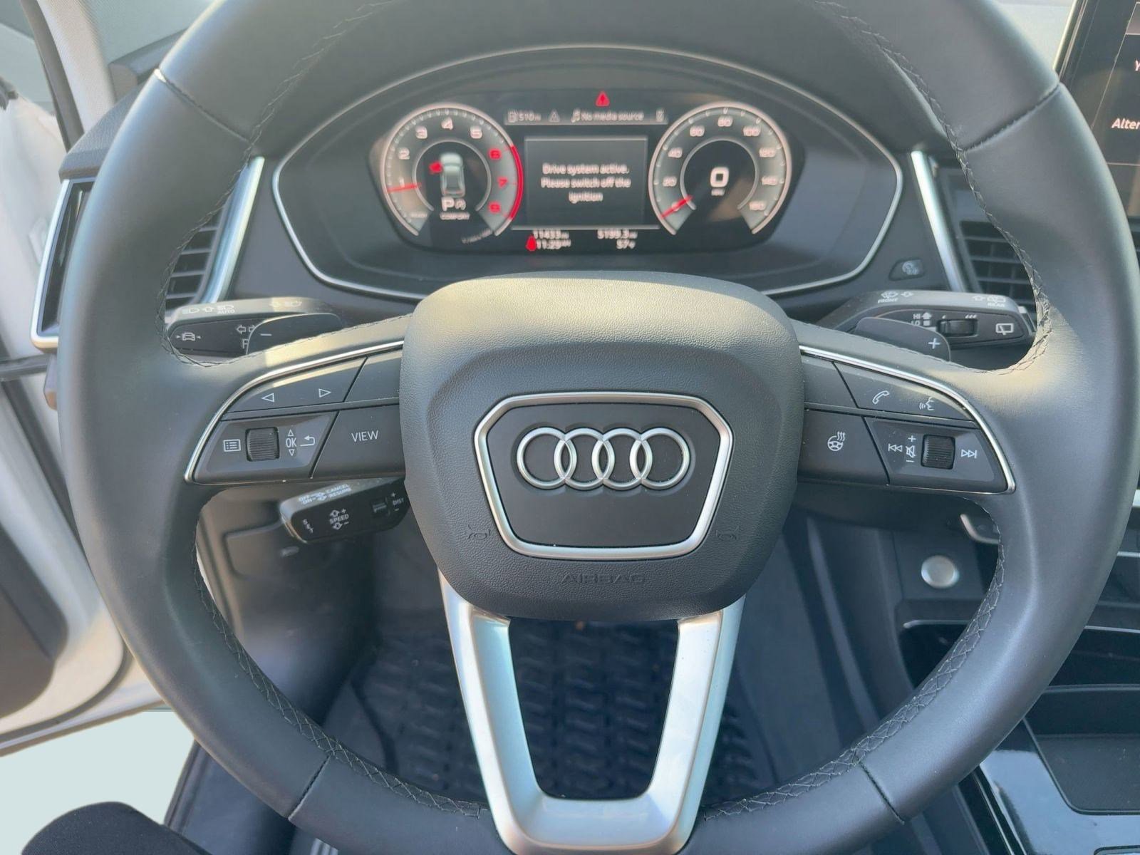 Used 2025 Audi Q5 2.0T Premium w/ Convenience Plus Package image 16