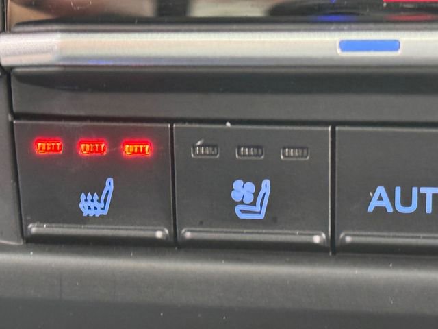 Certified 2021 Toyota Sienna Platinum image 21