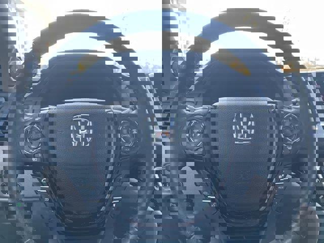 Used 2016 Honda Pilot Touring image 29