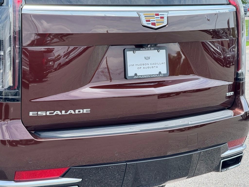 Certified 2023 Cadillac Escalade Premium Luxury w/ LPO, Floor Liner Package AWD/4WD image 10