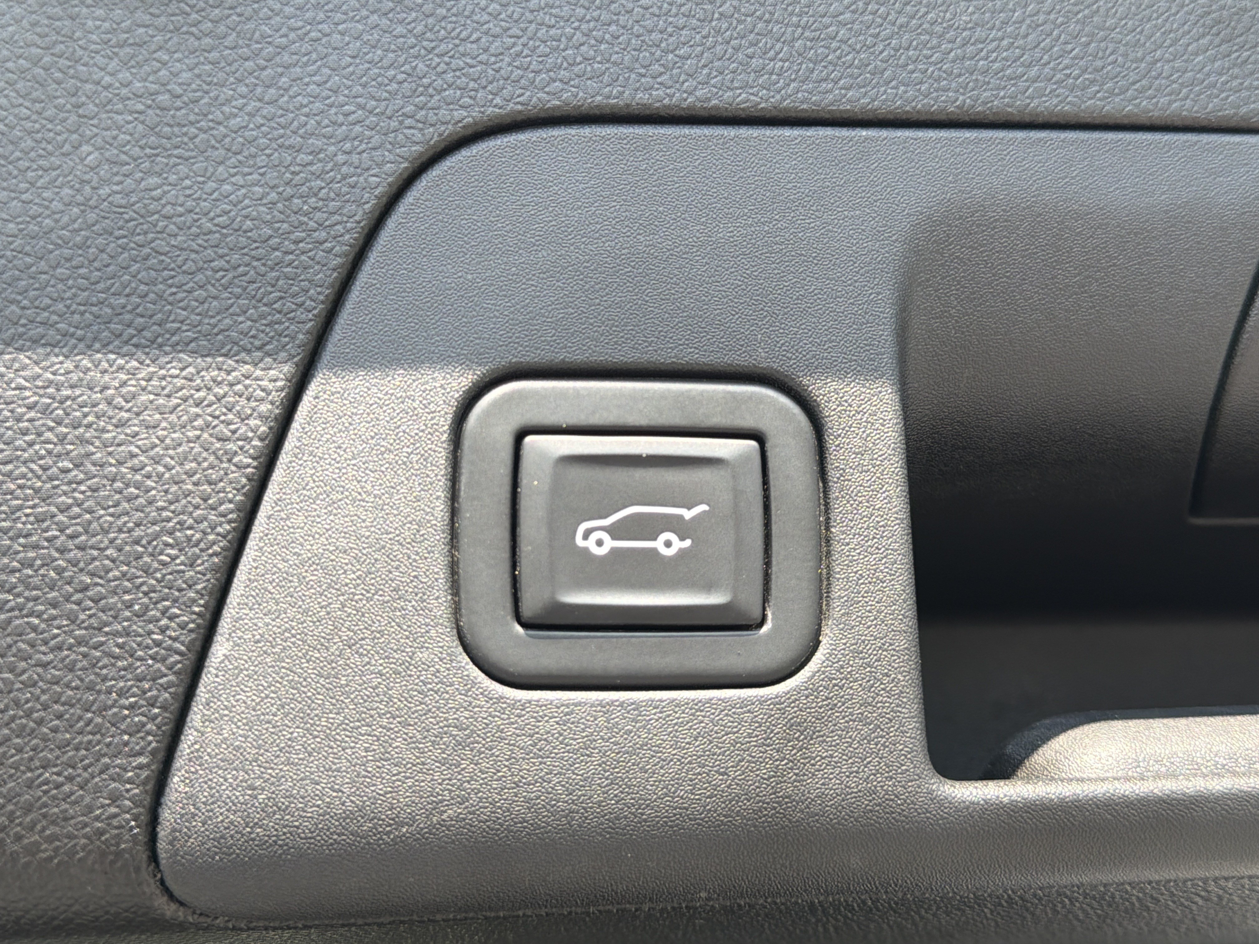 Used 2021 Buick Envision Preferred FWD image 23