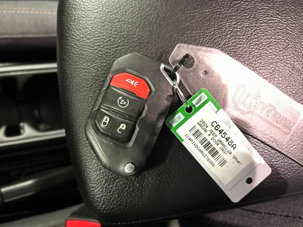 Used 2024 Jeep Wrangler Sport S image 22