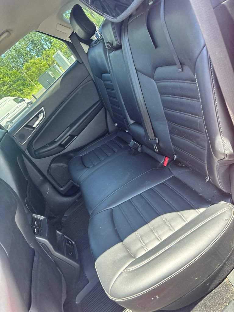 Used 2023 Ford Edge SEL w/ Convenience Package AWD/4WD image 9