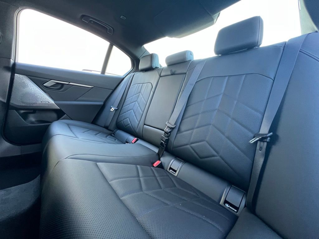 New 2026 BMW 530i xDrive w/ M Sport Package image 32