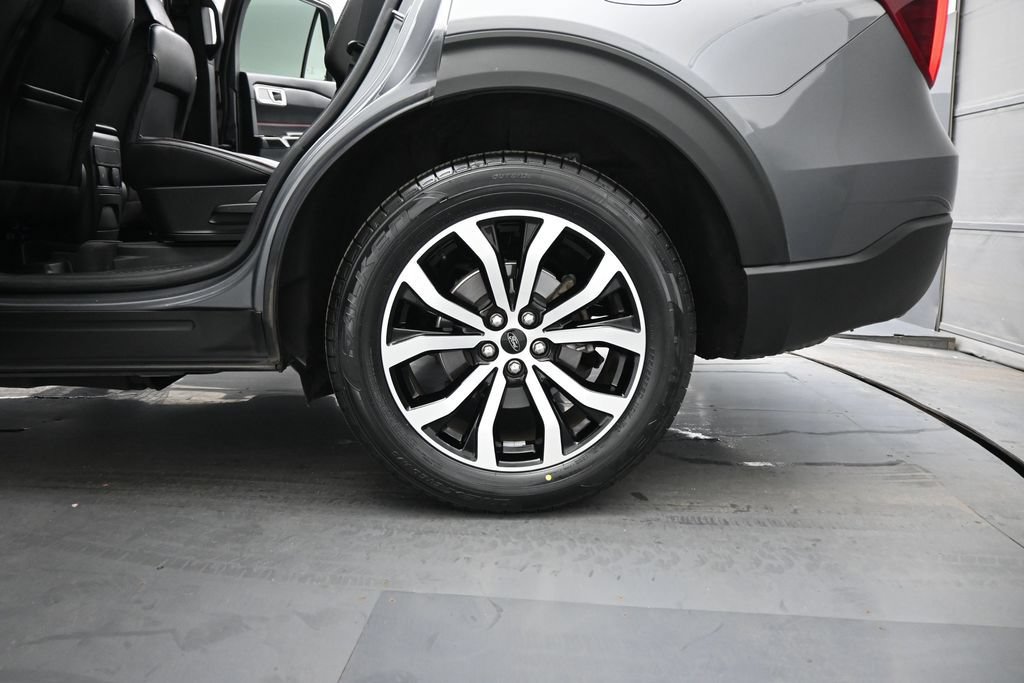 Certified 2022 Ford Explorer ST-Line w/ Class IV Trailer Tow Package AWD/4WD image 21