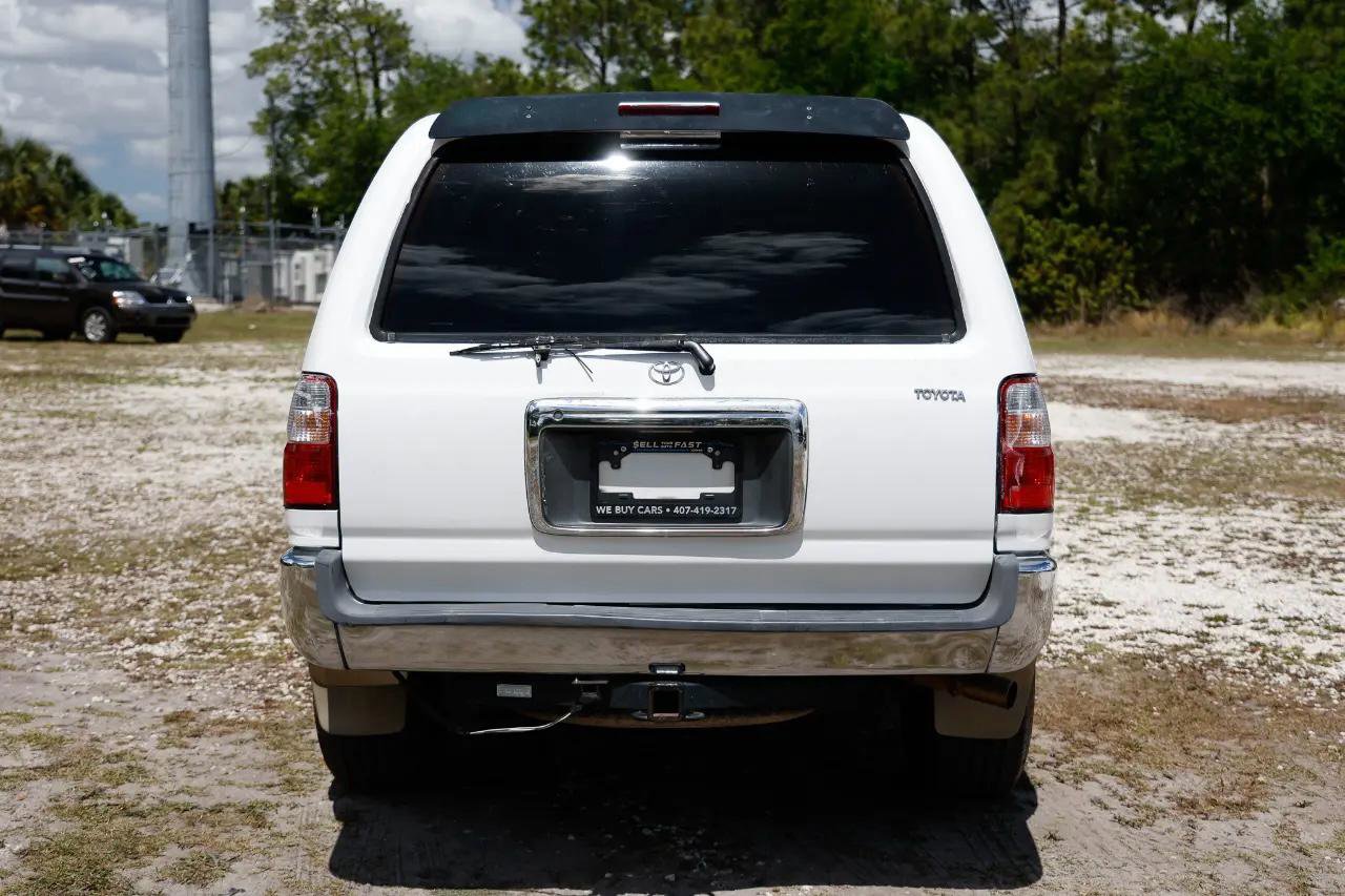 Used 2002 Toyota 4Runner SR5 image 7