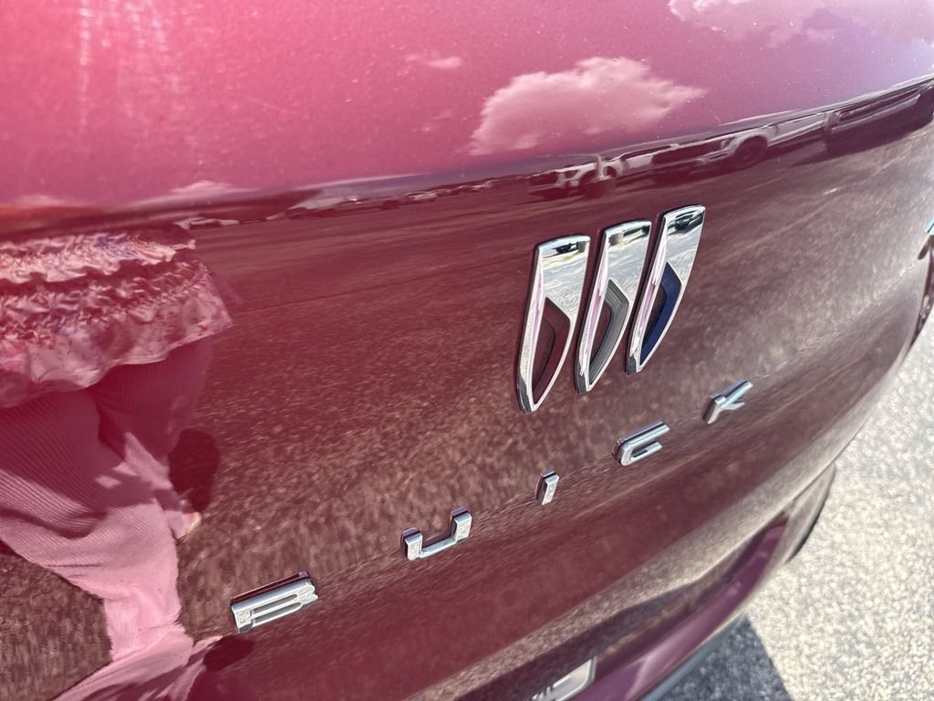Certified 2024 Buick Encore GX Avenir FWD image 38