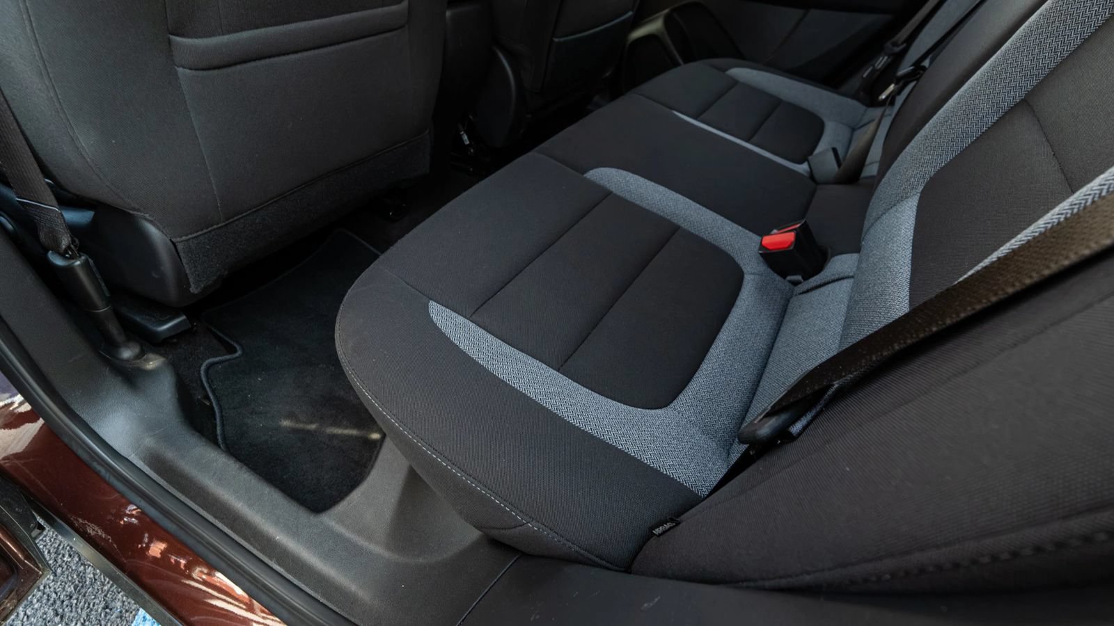 Used 2023 Chevrolet TrailBlazer LT FWD image 23