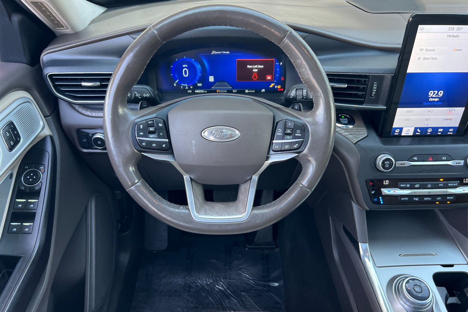 Used 2020 Ford Explorer Platinum w/ Premium Technology Package image 14