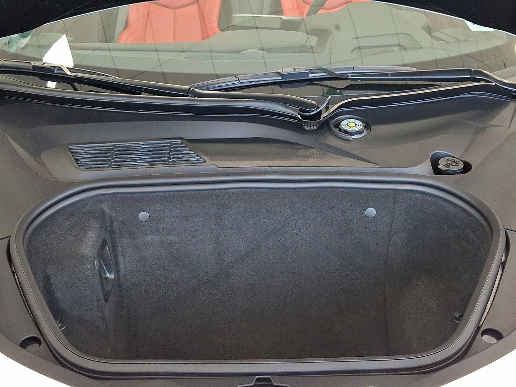 Used 2025 Chevrolet Corvette Z06 image 24