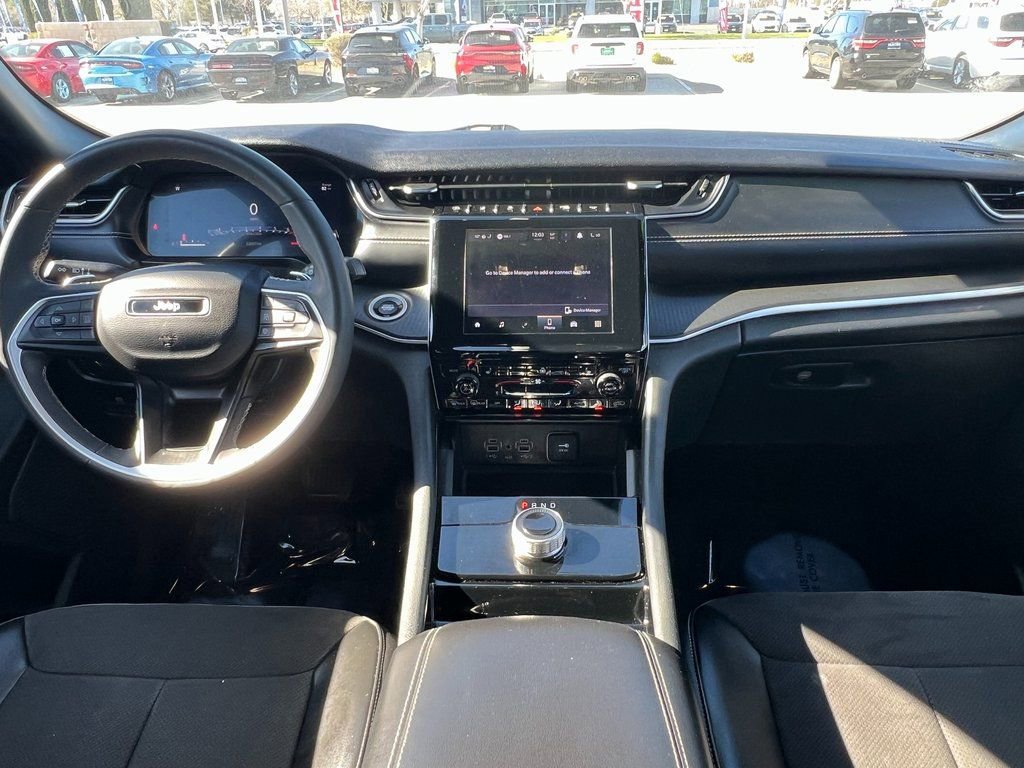 Certified 2023 Jeep Grand Cherokee Altitude image 19