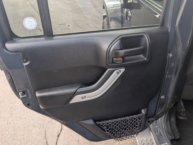 Used 2017 Jeep Wrangler Unlimited Sahara w/ Connectivity Group image 10