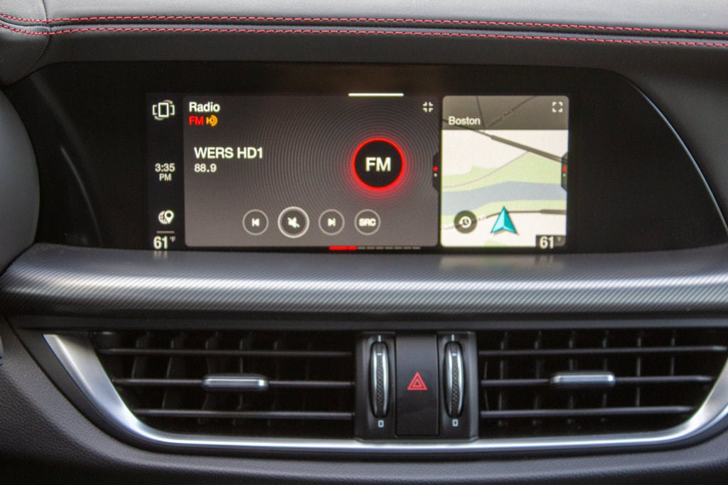 Used 2025 Alfa Romeo Stelvio Tributo Italiano w/ Active Assist Plus Package AWD/4WD image 16