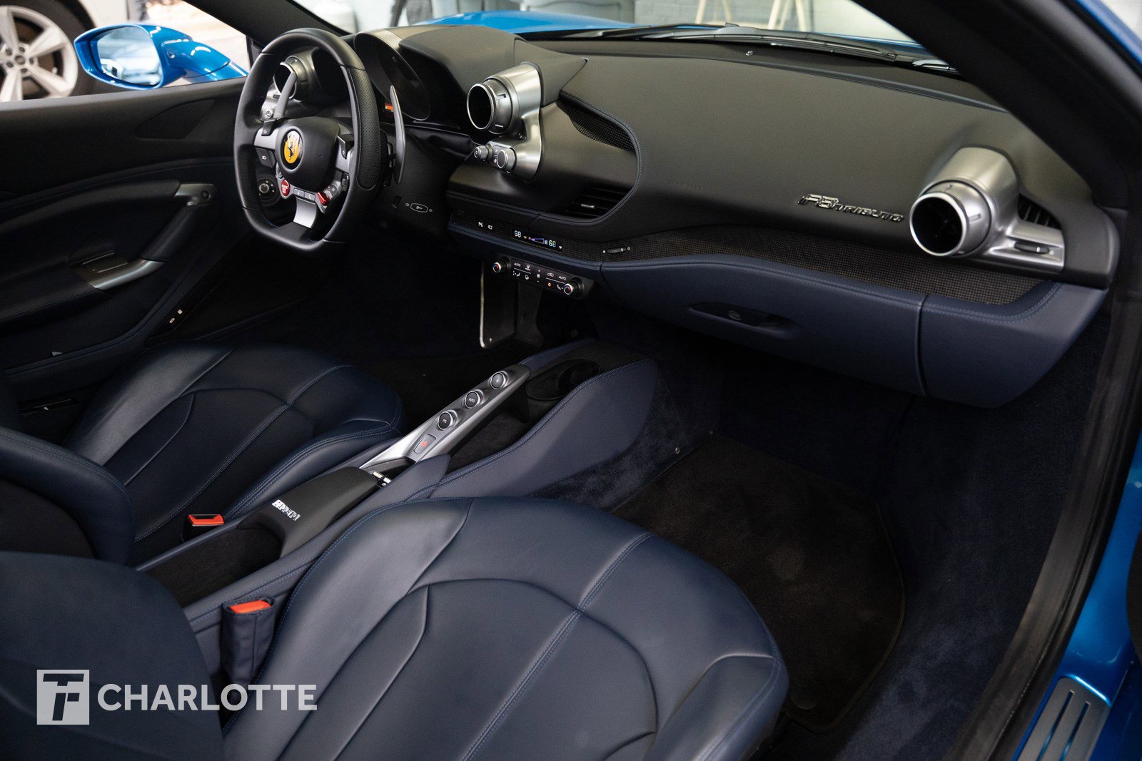 Used 2021 Ferrari F8 Tributo image 33