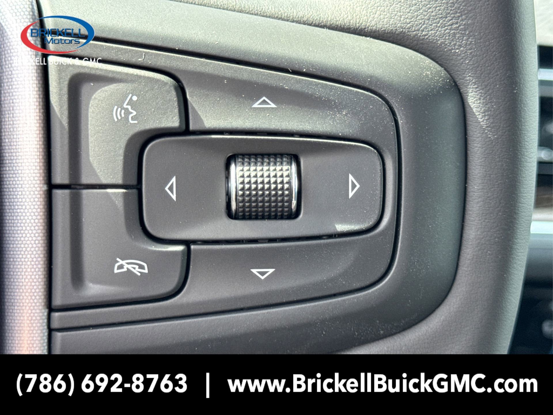 New 2025 GMC Sierra 1500 Elevation image 31