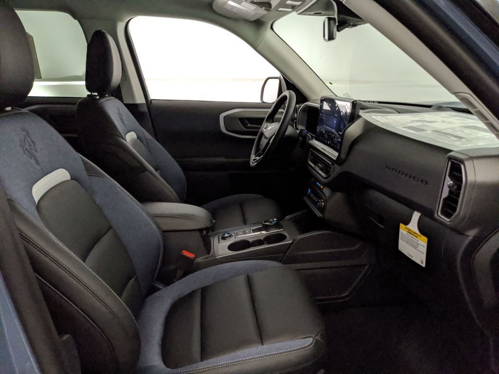 New 2025 Ford Bronco Sport Outer Banks image 26