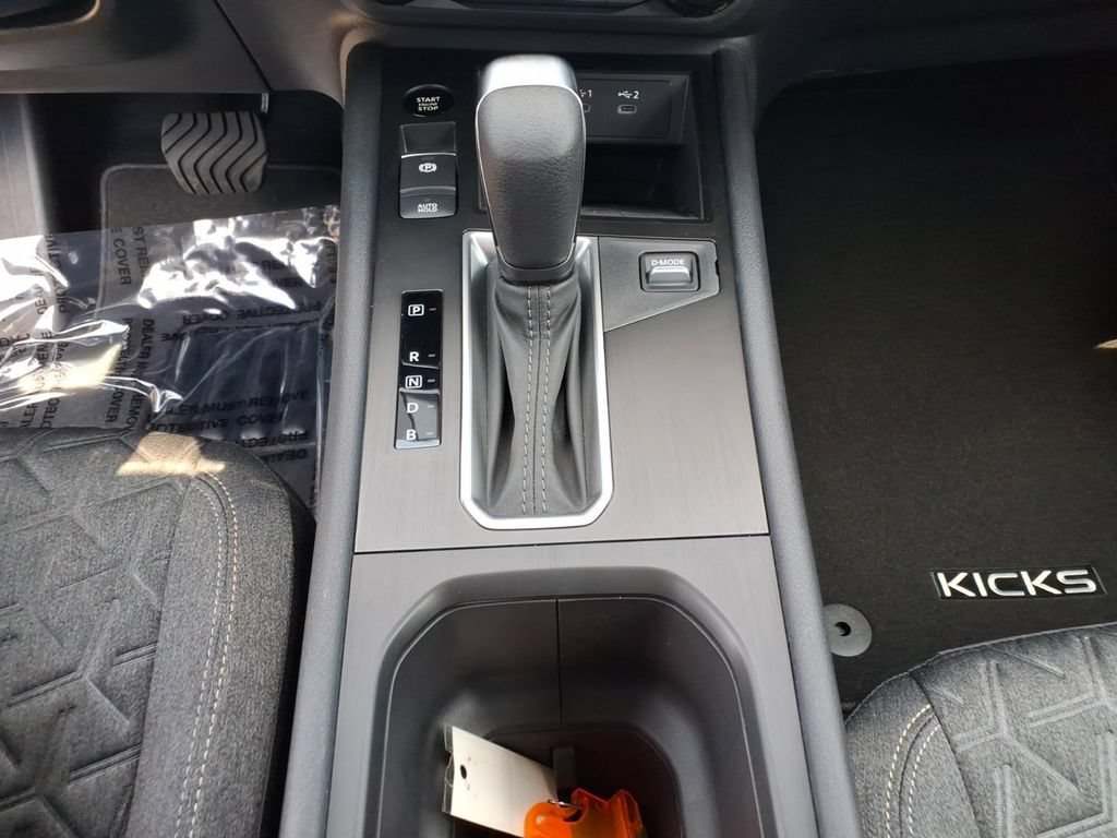 New 2026 Nissan Kicks SV w/ SV Premium Package AWD/4WD image 28