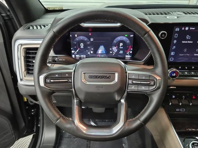 Used 2025 GMC Canyon Denali image 26