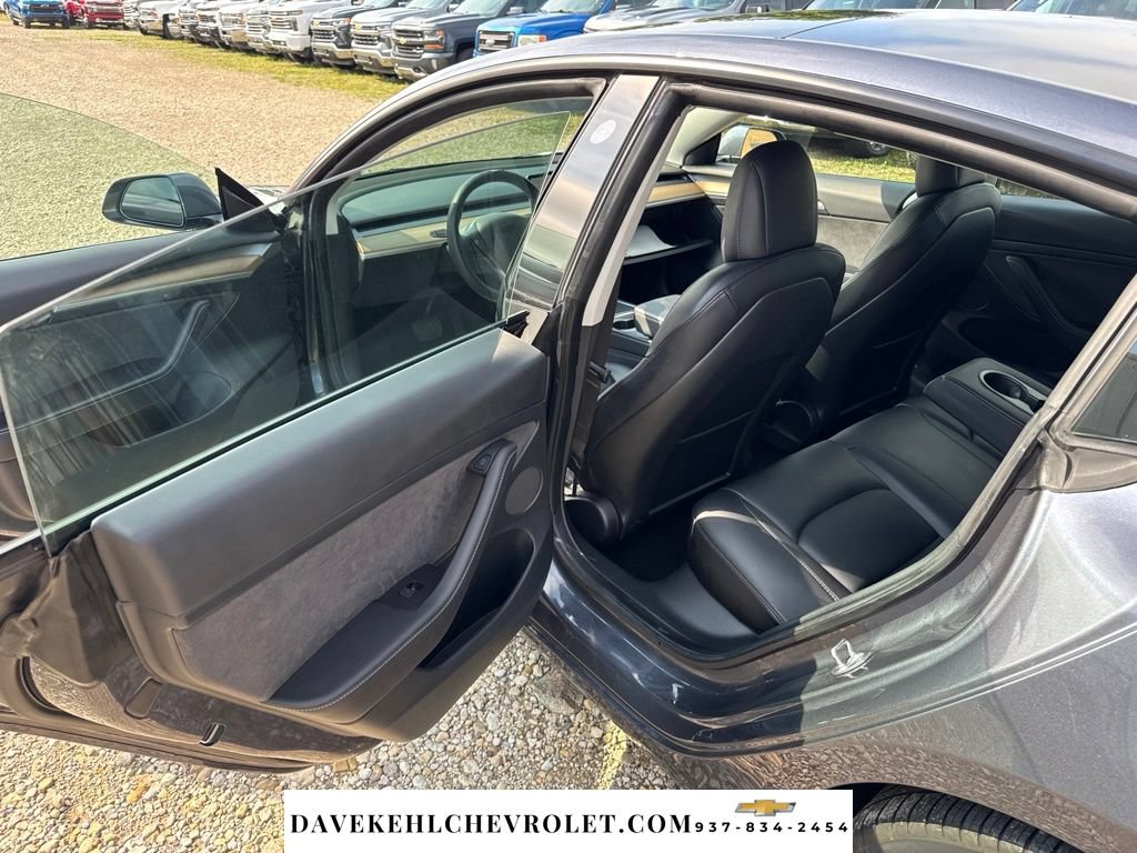 Used 2022 Tesla Model 3 Long Range AWD/4WD image 21
