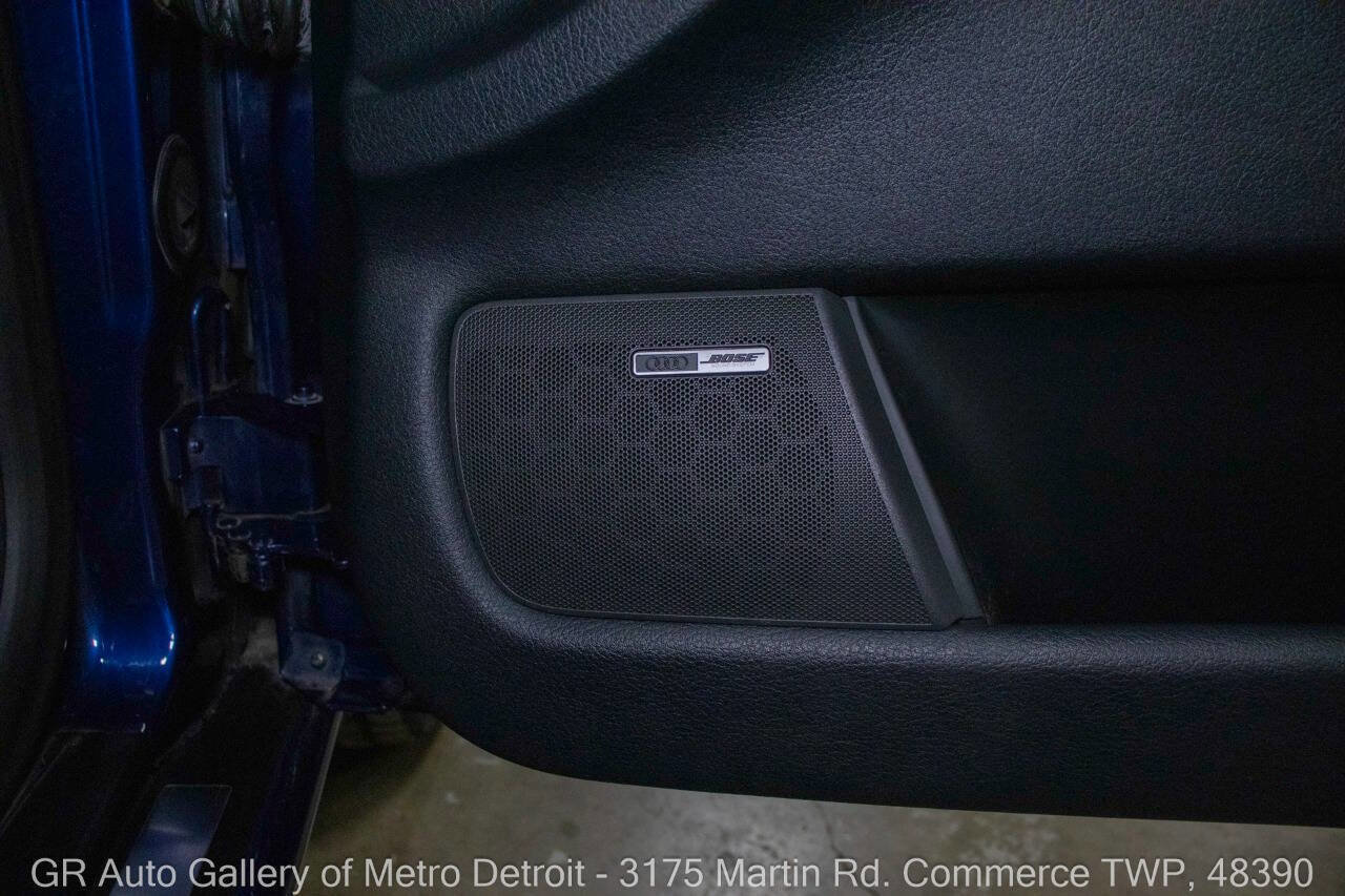 Used 2001 Audi S4 quattro AWD 4dr Turbo Sedan image 38