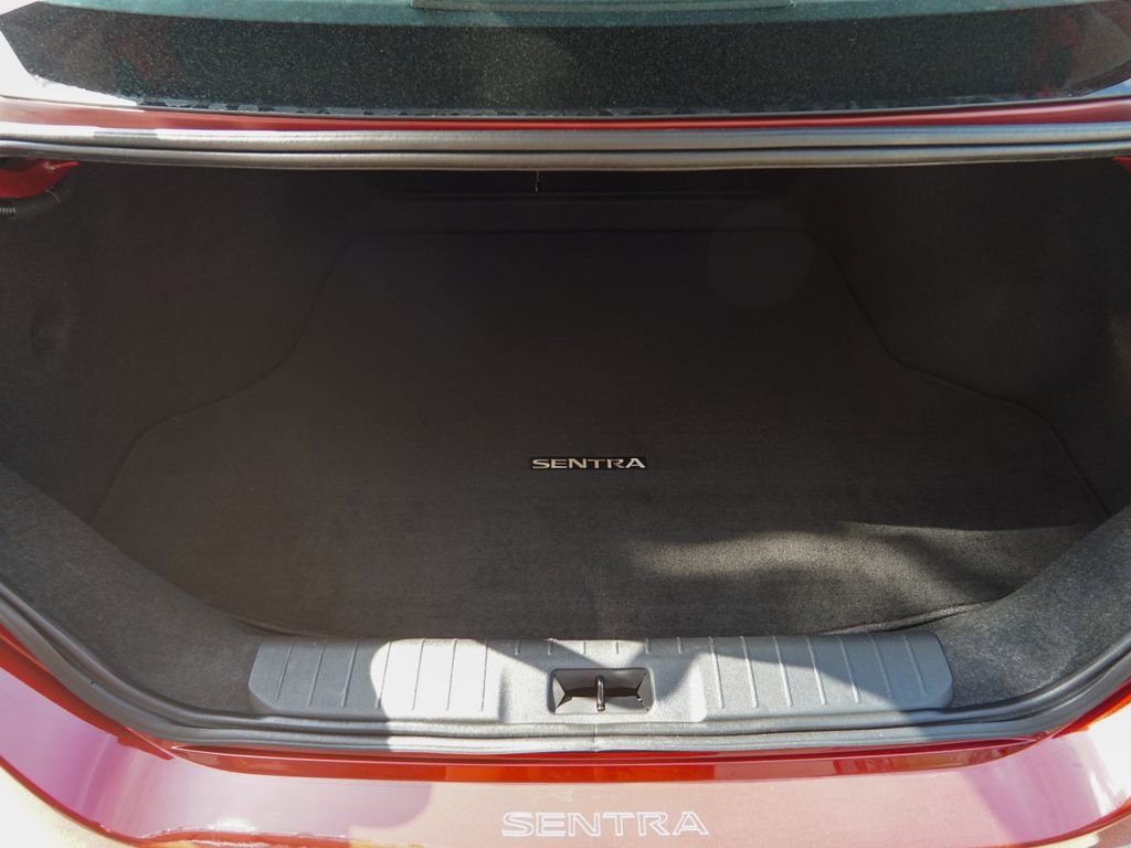 Used 2024 Nissan Sentra SV w/ SV Premium Package FWD image 10