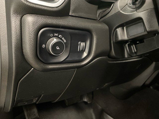 Used 2022 RAM 3500 Big Horn AWD/4WD image 19