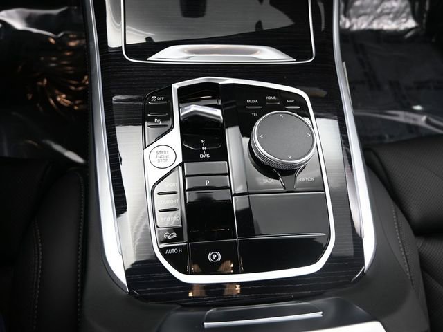 New 2026 BMW X5 xDrive40i w/ M Sport Package image 14