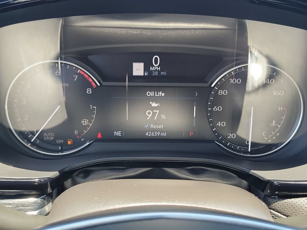 Certified 2024 Cadillac XT5 Premium Luxury FWD image 12