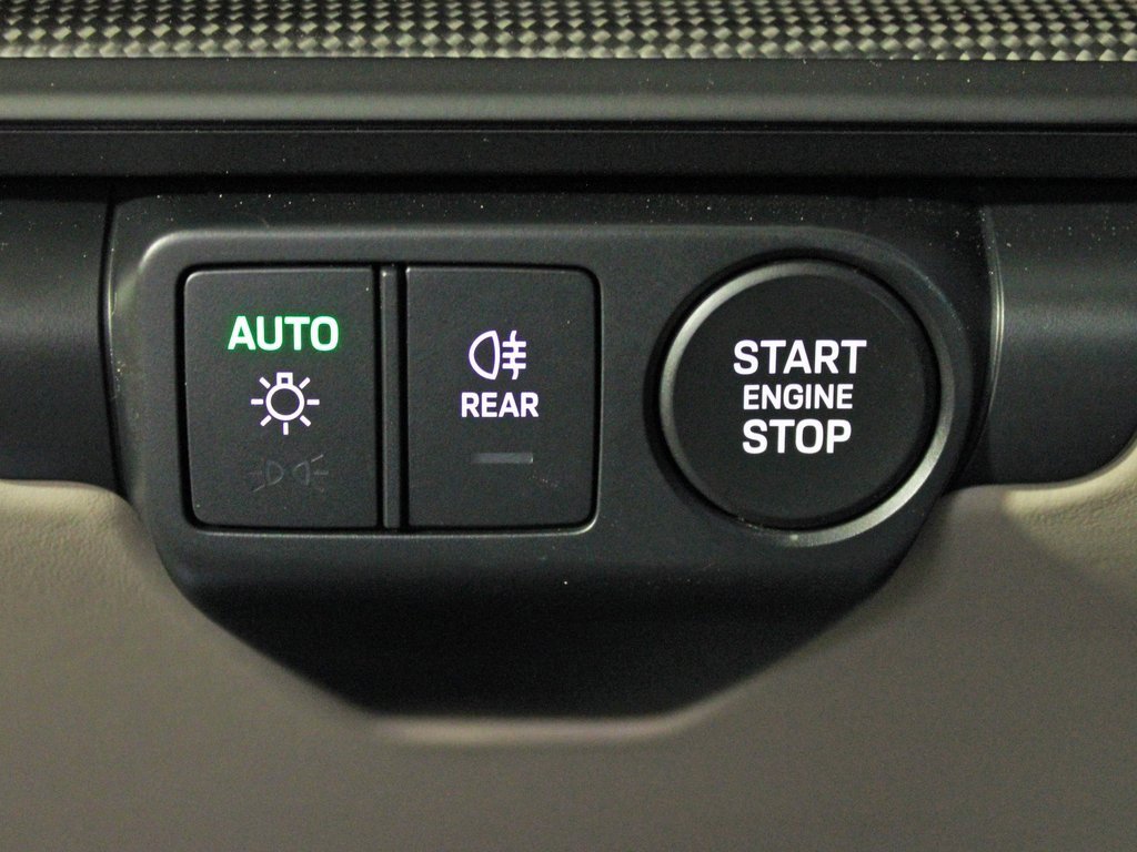 Used 2025 Porsche 911 Carrera 4 GTS image 21