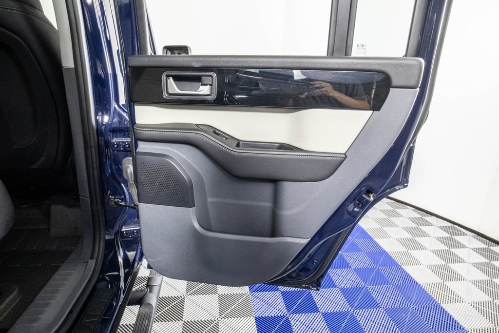 Used 2024 INEOS Grenadier Station Wagon AWD/4WD image 17