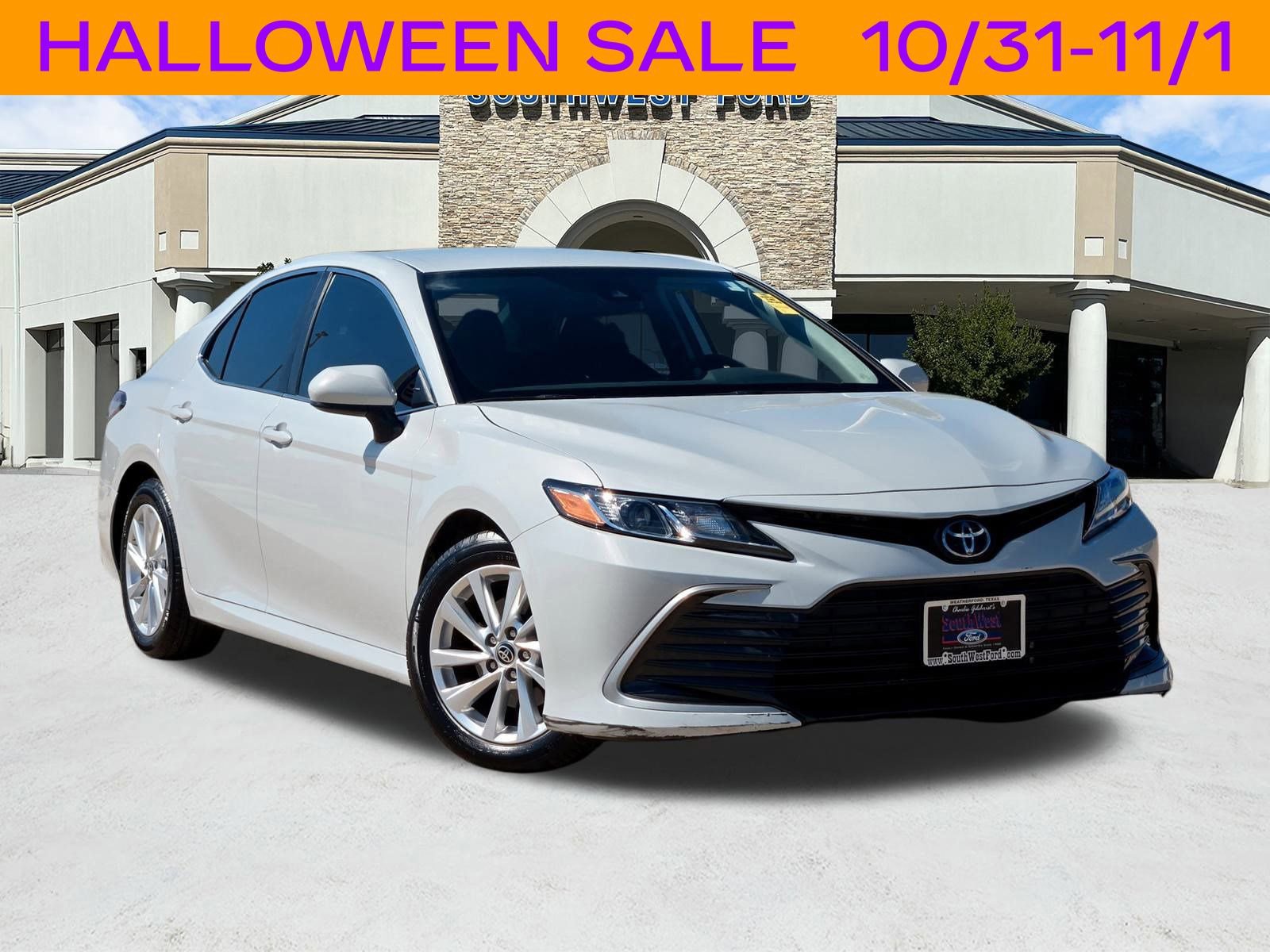 Used 2023 Toyota Camry LE