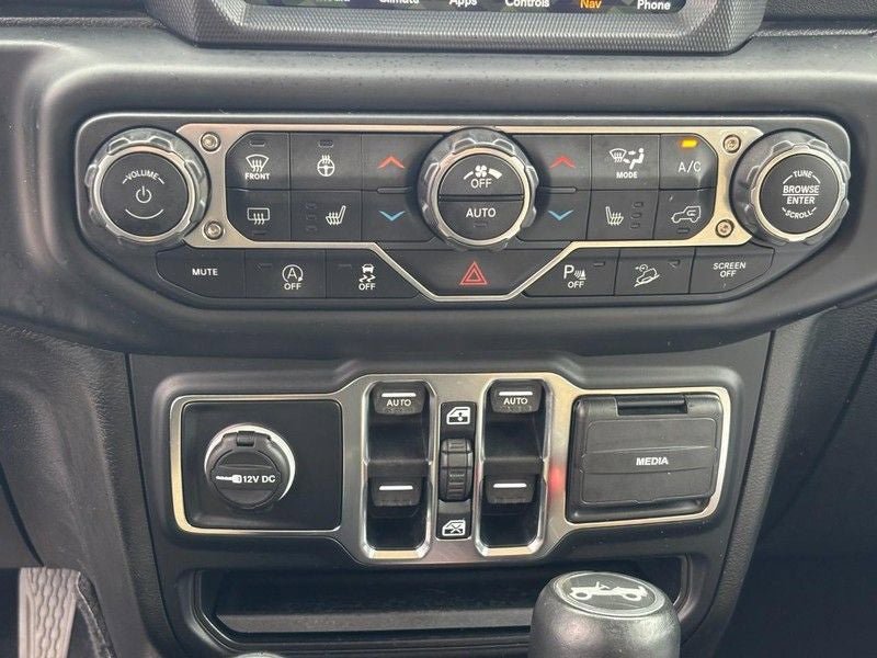 Used 2019 Jeep Wrangler Unlimited Sahara w/ Dual Top Group image 21
