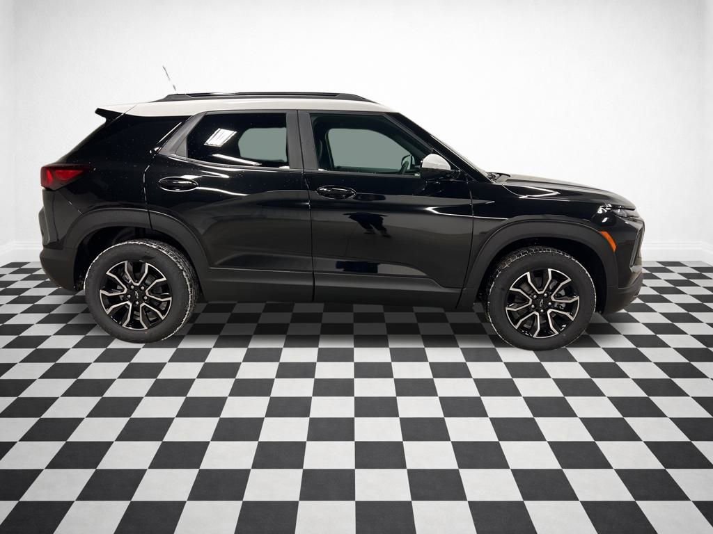 New 2026 Chevrolet TrailBlazer ACTIV w/ Convenience Package image 2